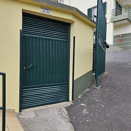 Madeira Gardens Apartment