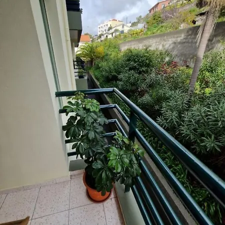 Madeira Funchal Gardens Apartment *